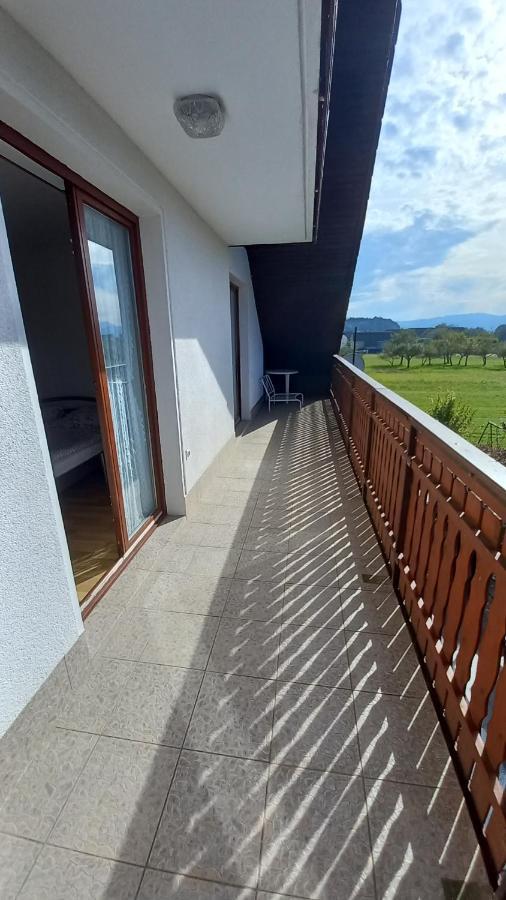 Draga - 2 Bedroom Apartment Тржич Екстер'єр фото