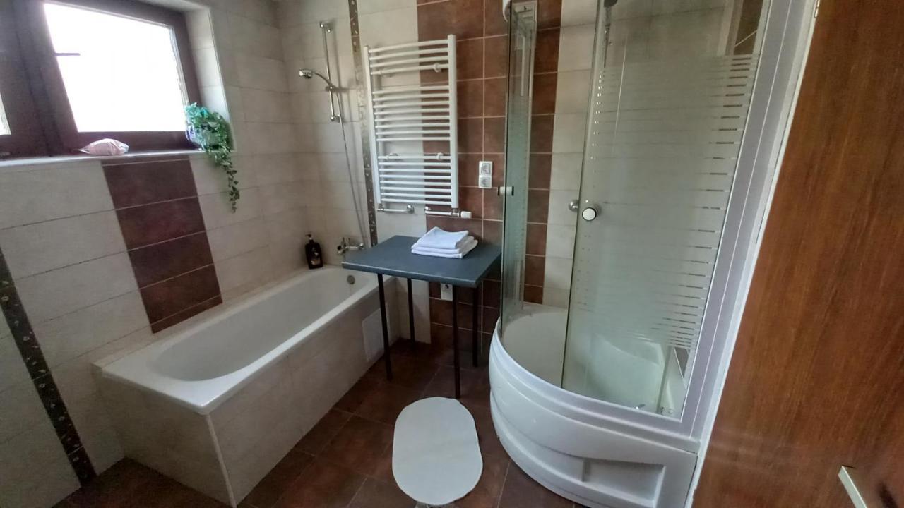 Draga - 2 Bedroom Apartment Тржич Екстер'єр фото
